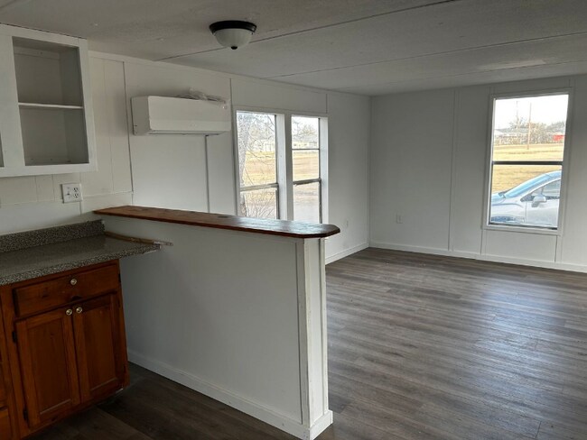 Foto del edificio - 6503 E Amarillo Blvd