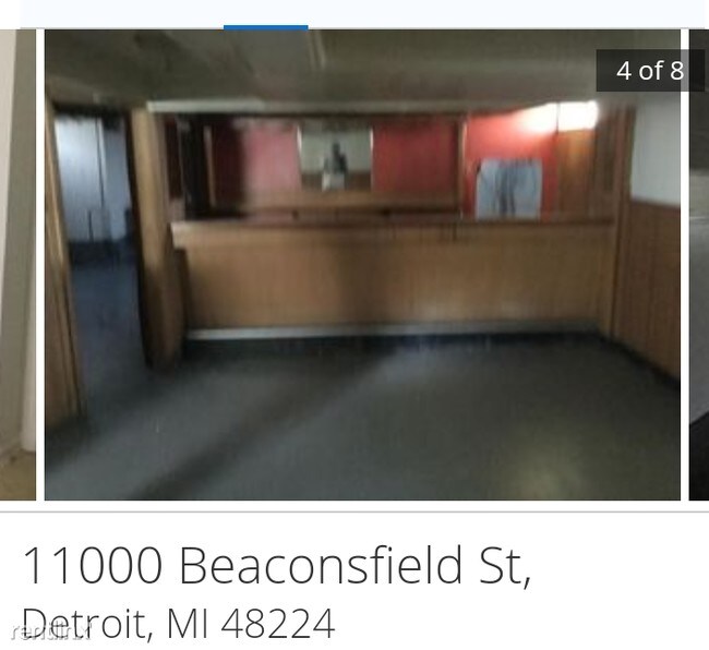 Building Photo - 11000 Beaconsfield St