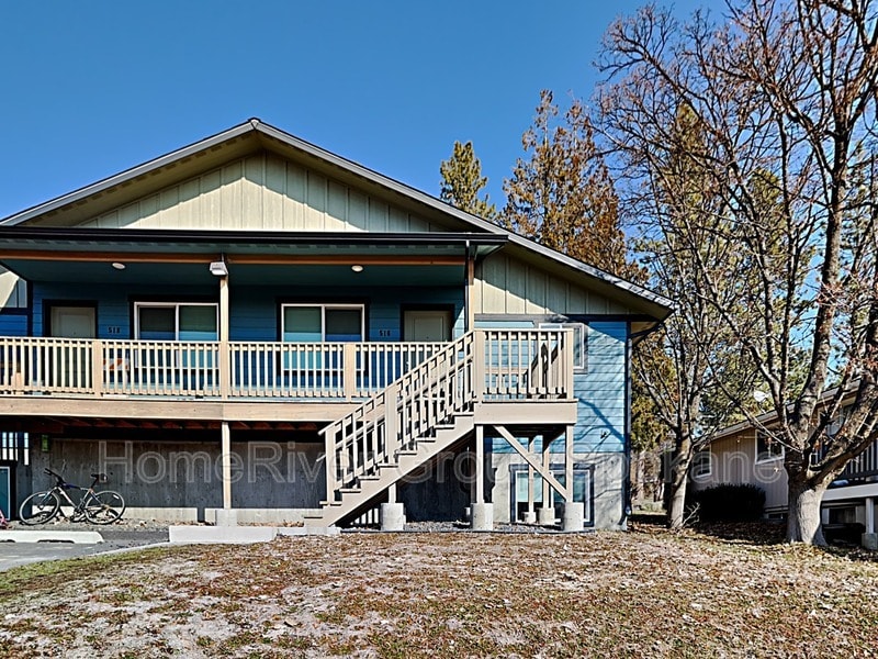 Primary Photo - 516 W 5th St