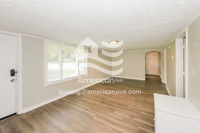 Building Photo - 1116 Lovely Ln