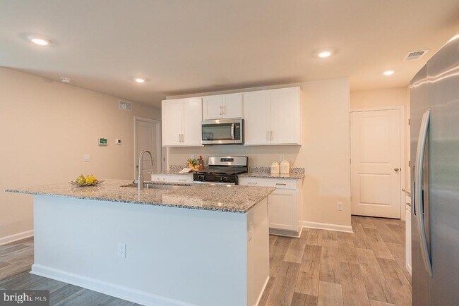 Foto del edificio - 5213 Crooked Ln