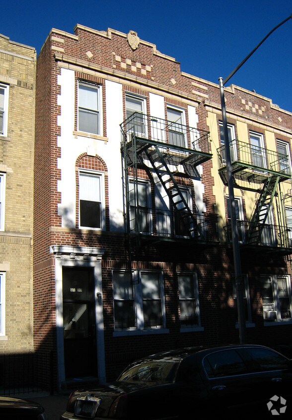 Primary Photo - 31-30 35th St