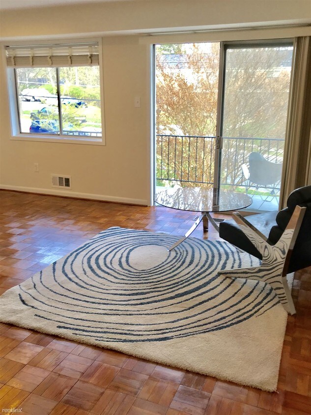 10513 Weymouth St, Bethesda, MD 20814 Condo for Rent in Bethesda, MD