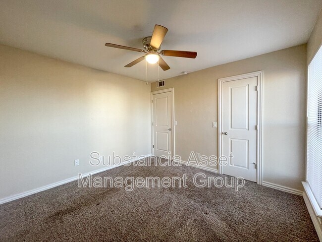 Building Photo - 1428 NW 27th St