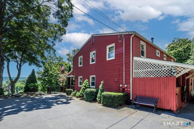 Building Photo - 51 Rice Ln