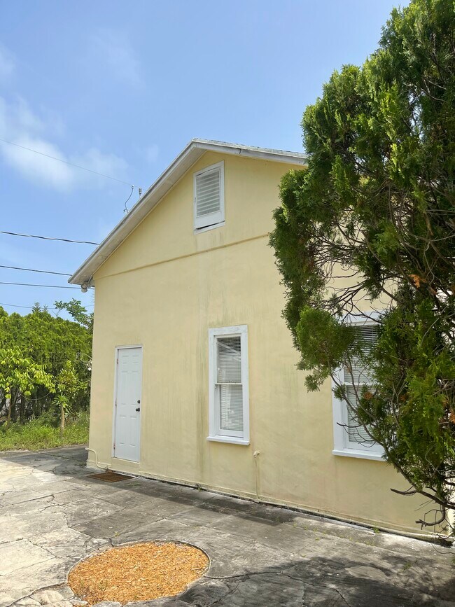 Foto del edificio - 1122 N Federal Hwy