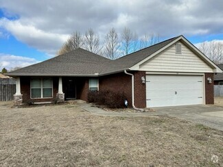 Building Photo - 111 Maggie Bell Ln
