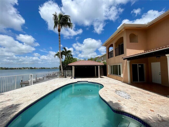 Foto del edificio - 12716 SW 136th Terrace