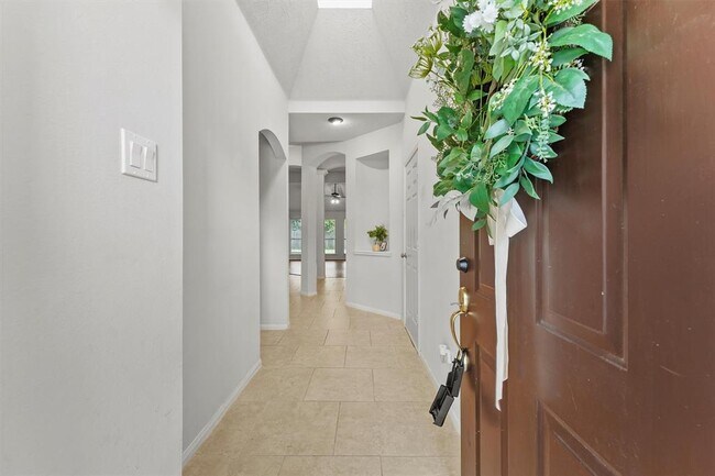 Building Photo - 21327 Hadrian Dr