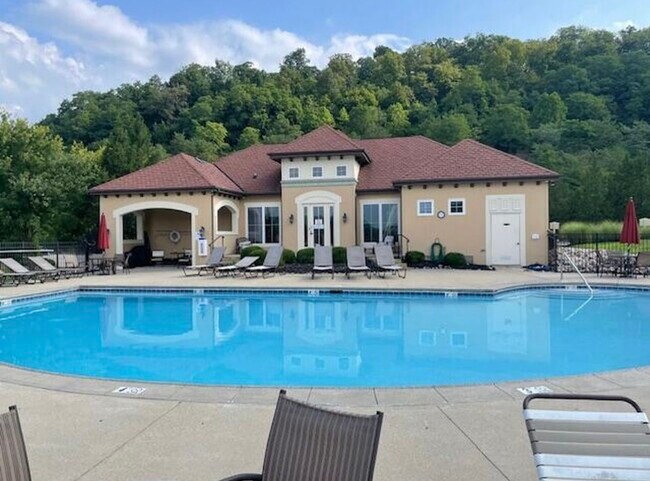Foto del edificio - 2349 Rolling Hills Dr