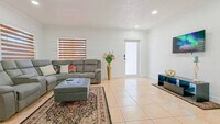 340 Tamiami Canal Rd
