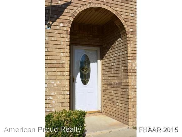 Building Photo - 301 Appaloosa Dr