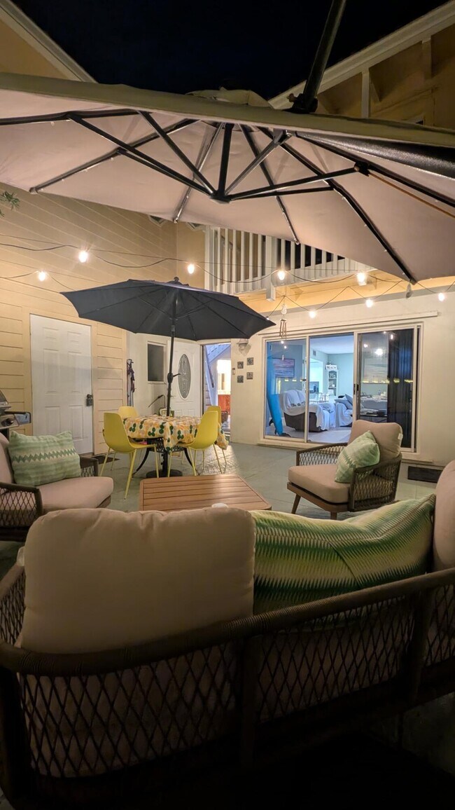 Building Photo - 274 Seabreeze Cir