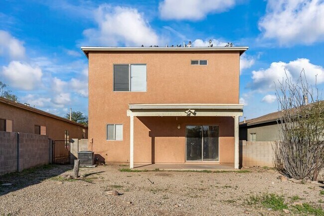 Foto del edificio - Tucson, AZ - Single-Family - $1,945.00 Ava...