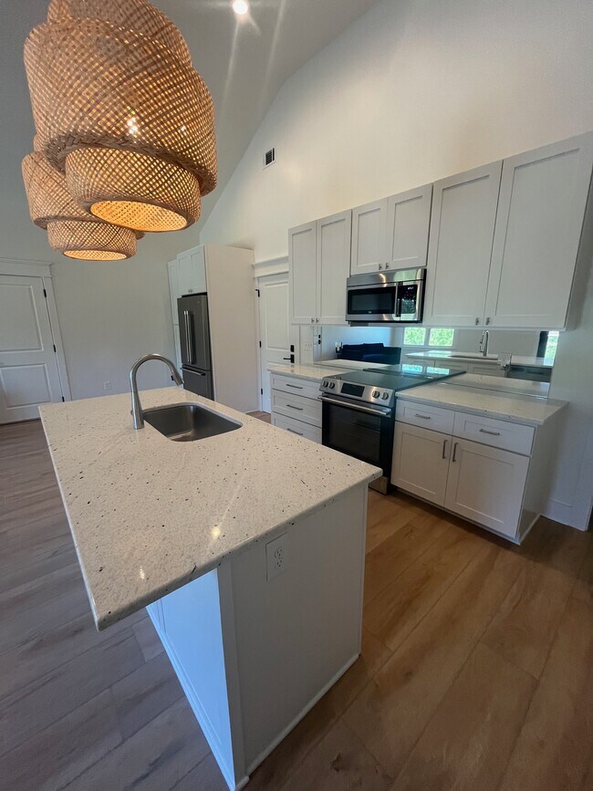 Foto del edificio - 321 Bridle Creek Trl