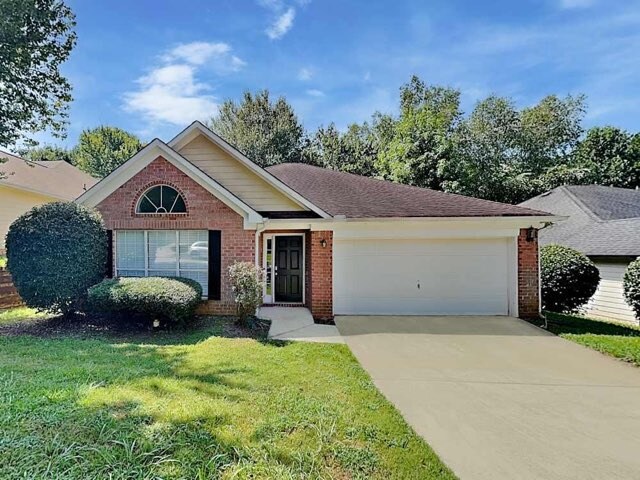 Foto principal - 4831 Wilkins Station Dr