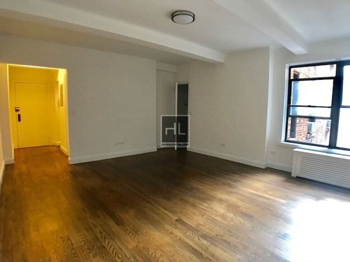 Building Photo - West 73rd Street