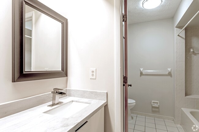 Building Photo - Sabal Palms Crystal Lake