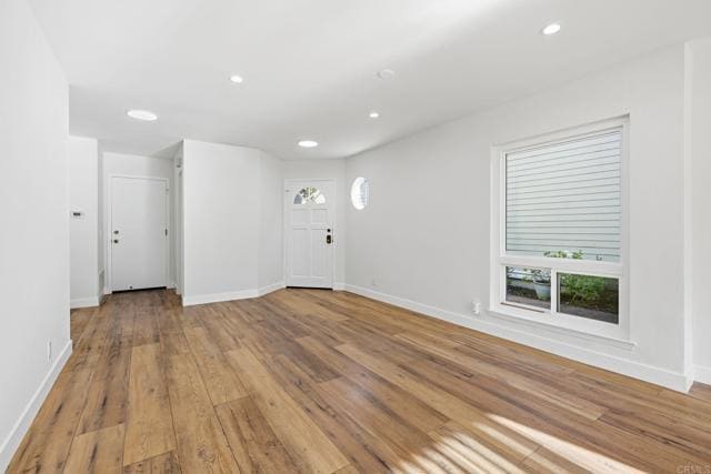 Foto del edificio - 819 Daphne Ct