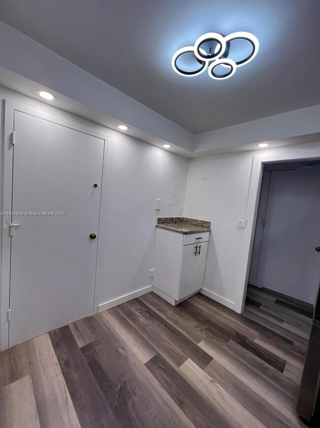 Foto del edificio - 3800 S Ocean Dr