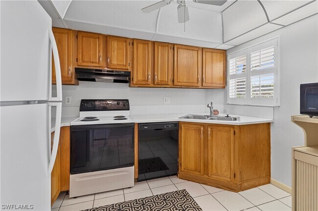 Foto del edificio - 37 High Point Cir E