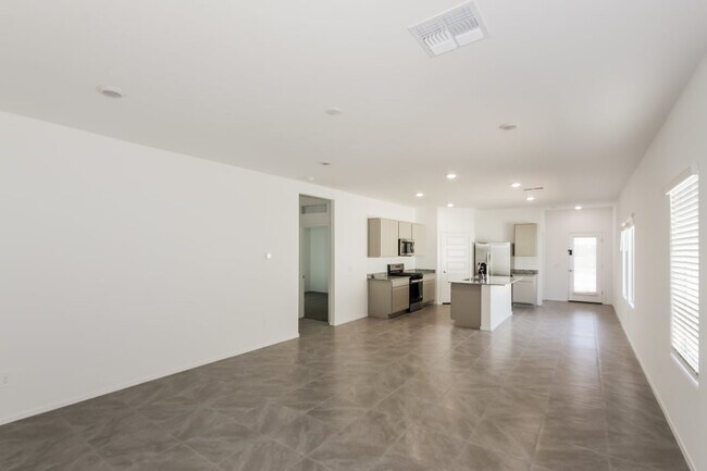 Foto del edificio - 7570 S Celina Wy