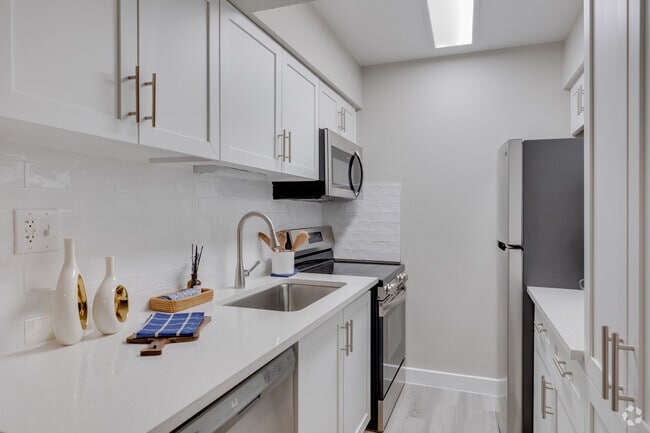 Interior Photo - The Halston Apartments