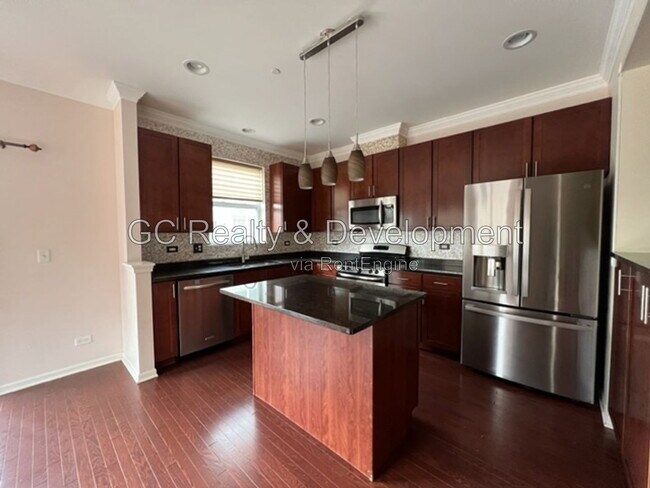 Foto del edificio - 1271 Evergreen Ave