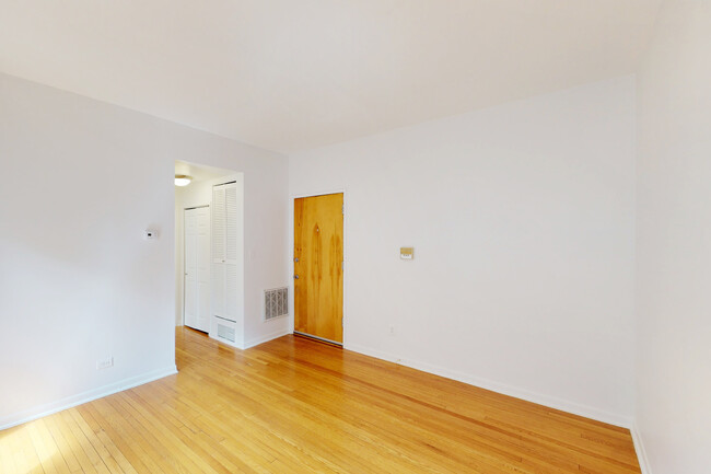 Dining/Living room - Cornell Terrace