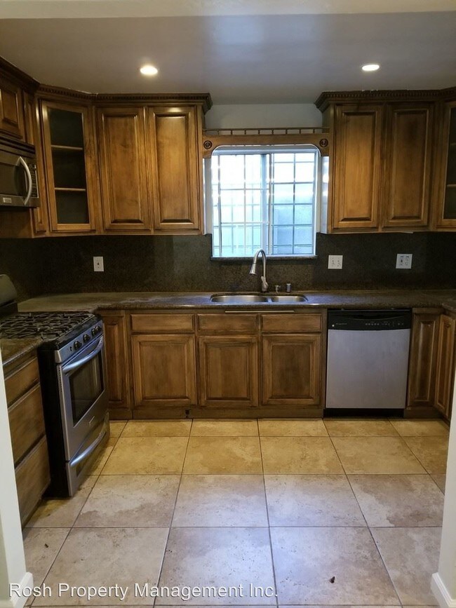 Building Photo - 3 br, 2 bath House - 1703 Alvira St
