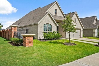 Building Photo - 1703 Rustling Creek Dr