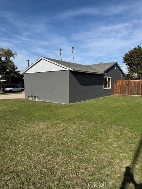 Foto del edificio - 2431 E Commonwealth Ave