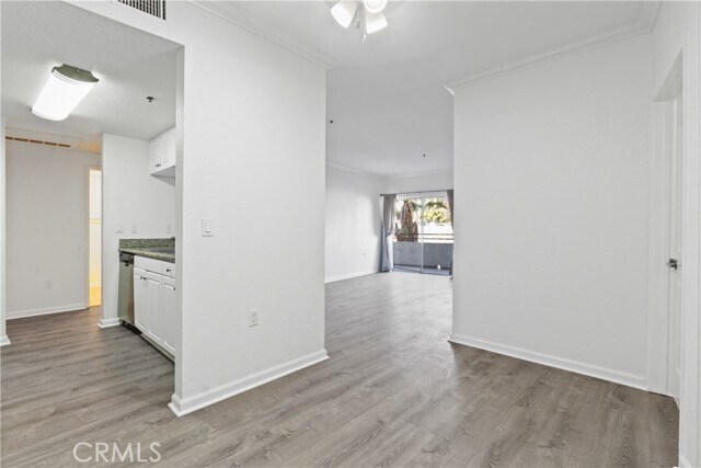 Foto del edificio - 838 Pine Ave