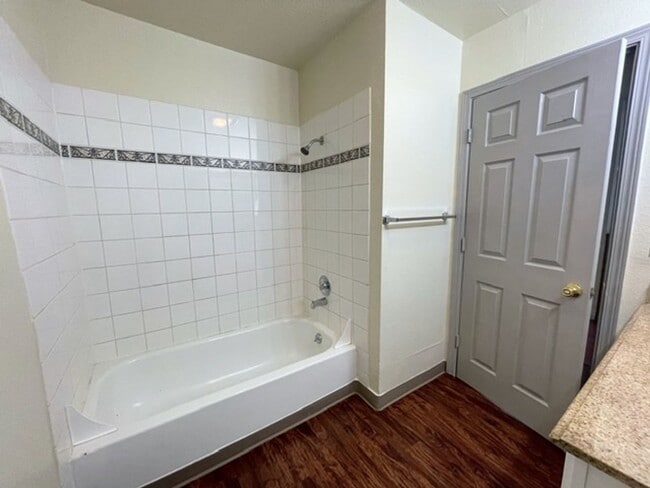 Building Photo - East Anchorage Condo with Laminate Floorin...