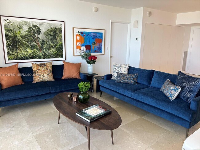 Foto del edificio - 9 Island Ave