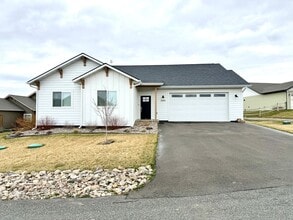 Building Photo - 5498 Thimbleberry Lp