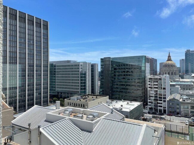 Foto del edificio - 750 Van Ness Ave