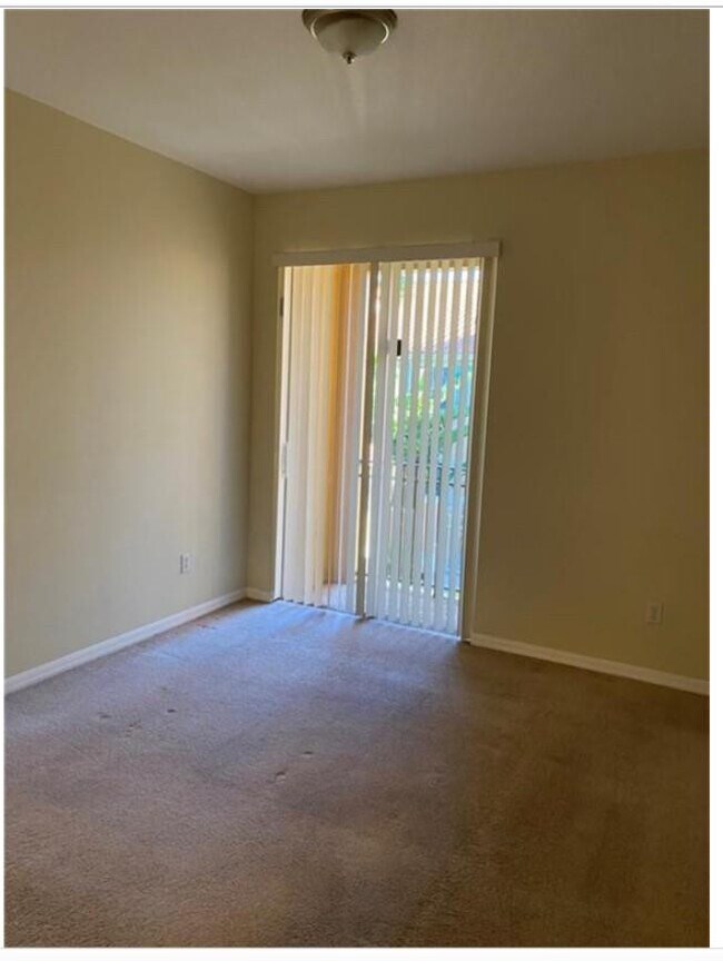 Foto del edificio - 4905 N Harbor Isles Dr