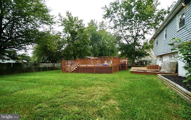 Building Photo - 12913 Kerrydale Rd
