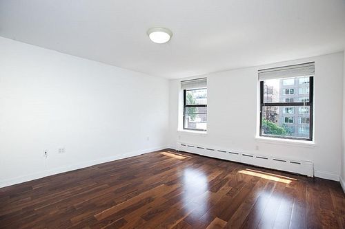 Building Photo - 513 3rd Ave