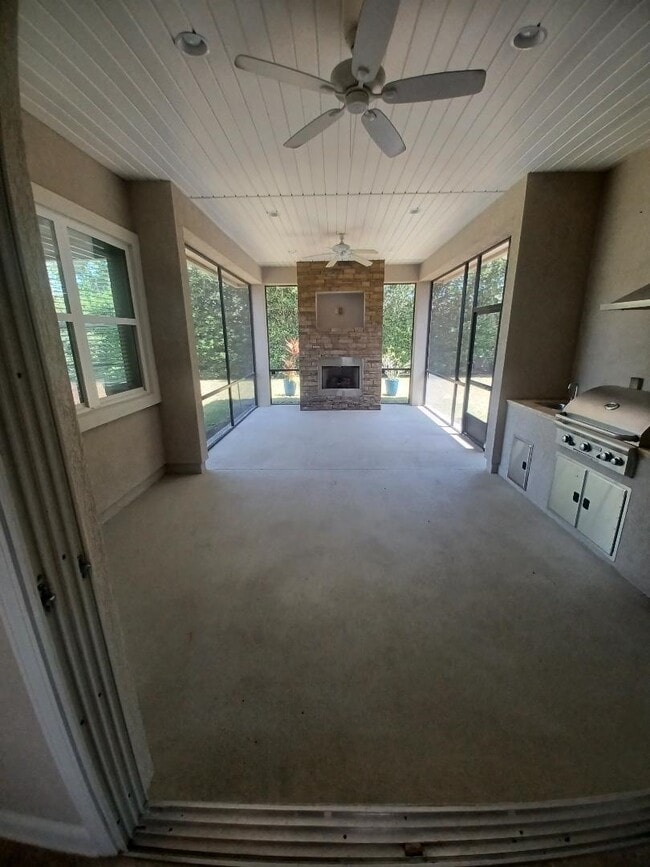 Building Photo - 433 Escalante Ct