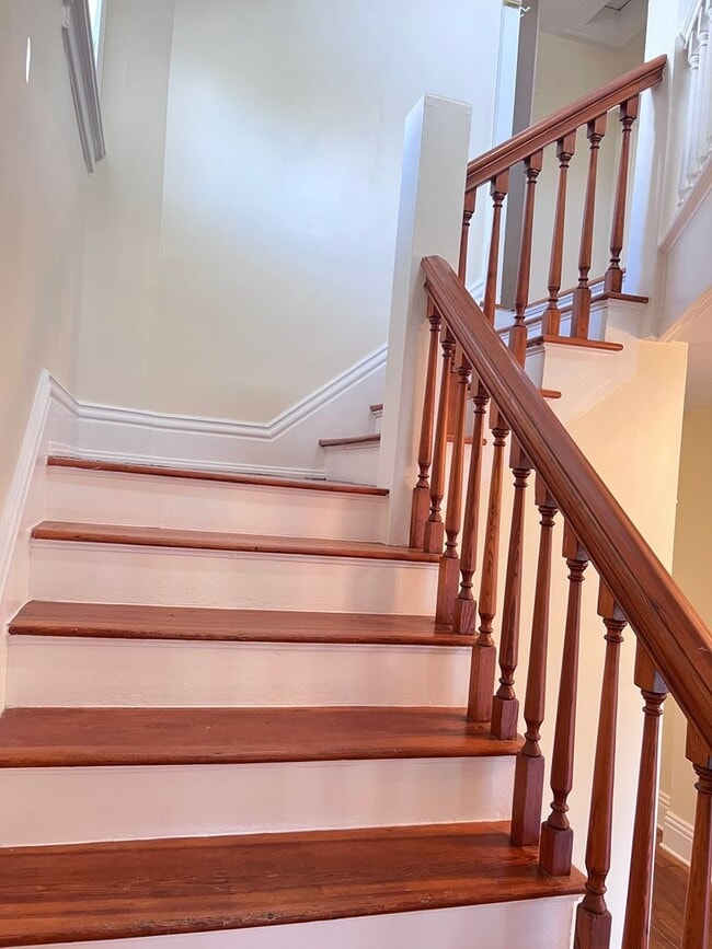 Foto del edificio - Spacious 3 Bed/2 Bath Home Minutes from Do...