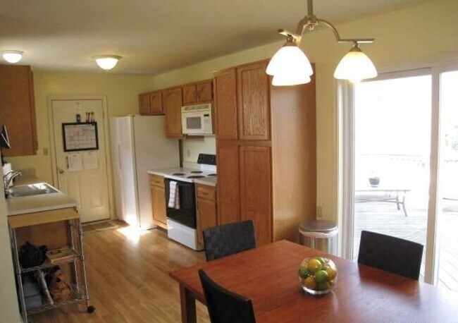 Foto del edificio - Beautiful 3 Bedroom, 2 Bath Home in Red Lion Schools!