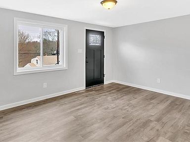 Building Photo - 3020 Blackridge Ave