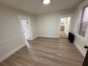 Building Photo - 145 Park Ave