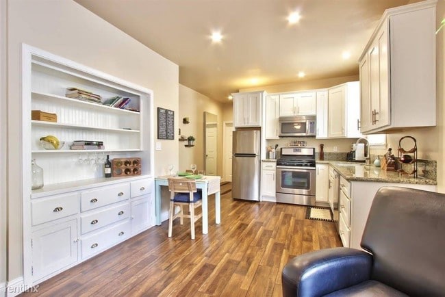 Building Photo - 1 br, 1 bath - 336 S Kalamazoo Mall