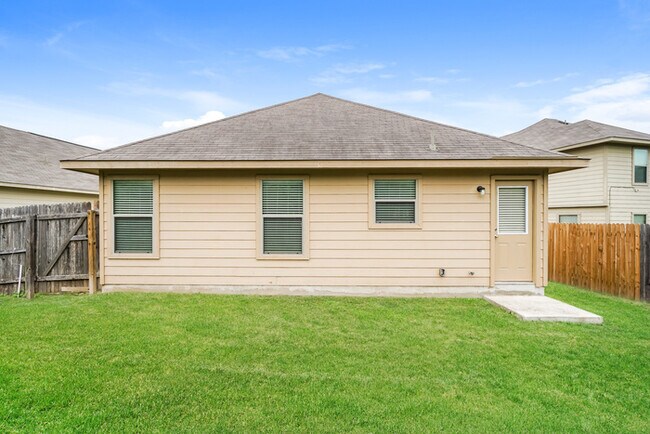 Building Photo - 5507 Degan Way