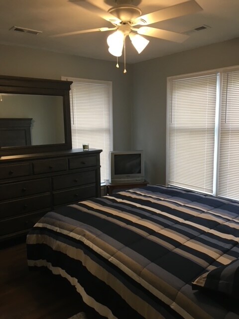 Bedroom - 314 Washington St
