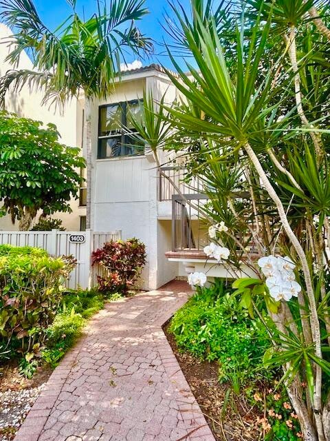 Foto principal - 1403 Bridgewood Dr