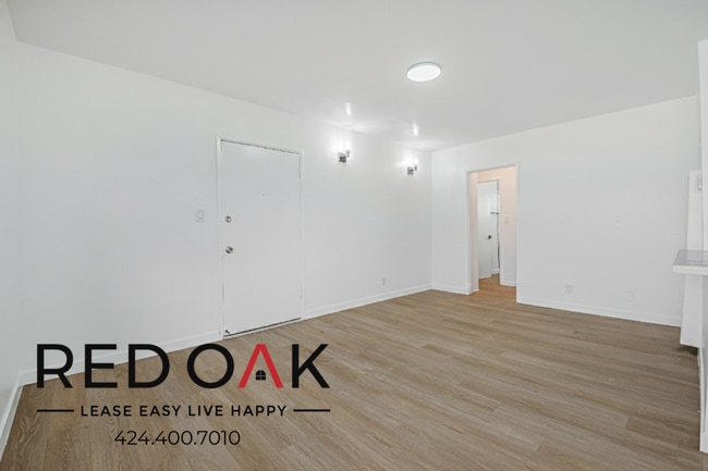 Foto del edificio - 6303 Cherry Ave